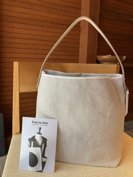 how to live キャンバストートバッグ